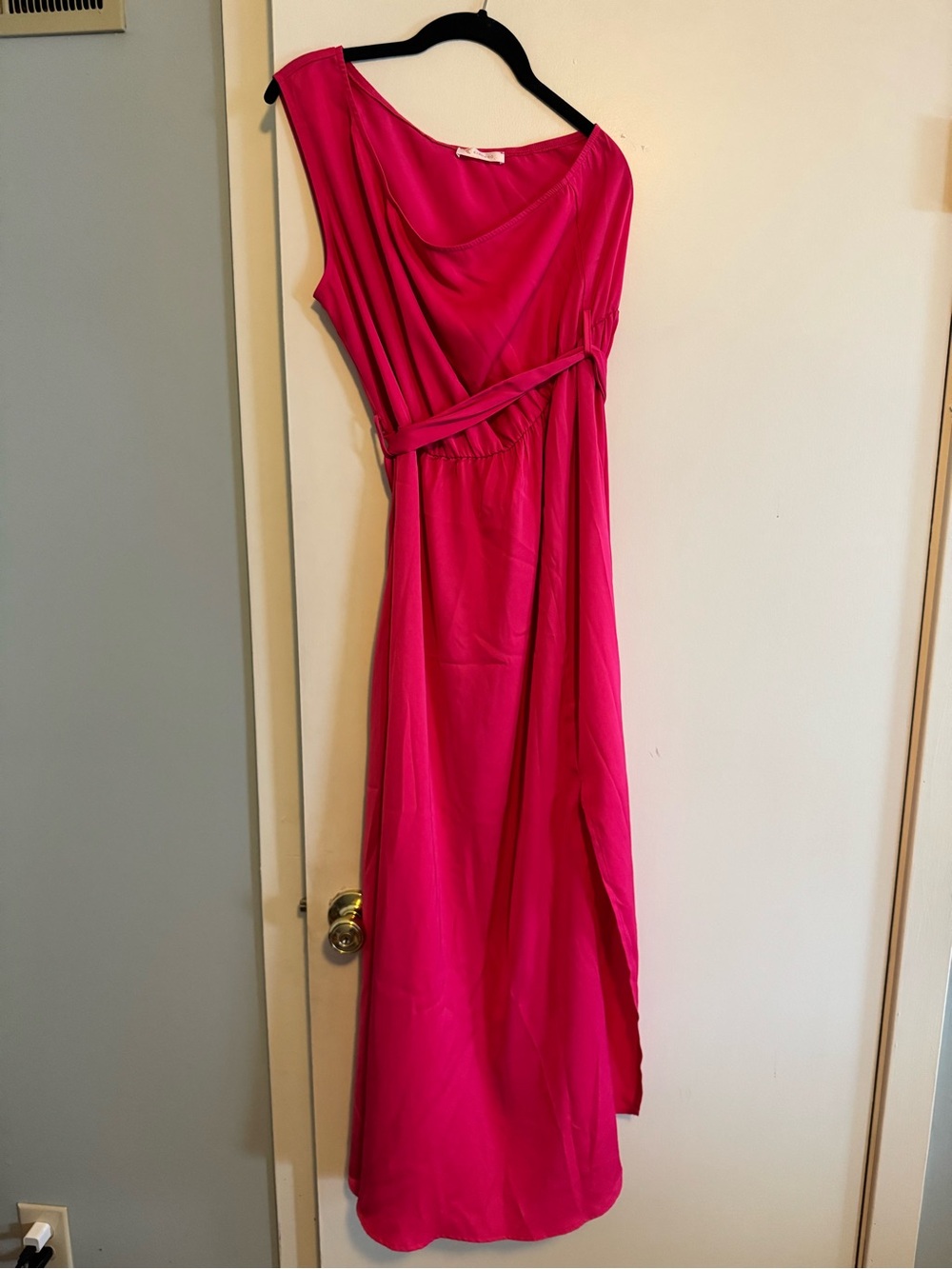 Women’s Fuchsia One-Shoulder Maxi Dress